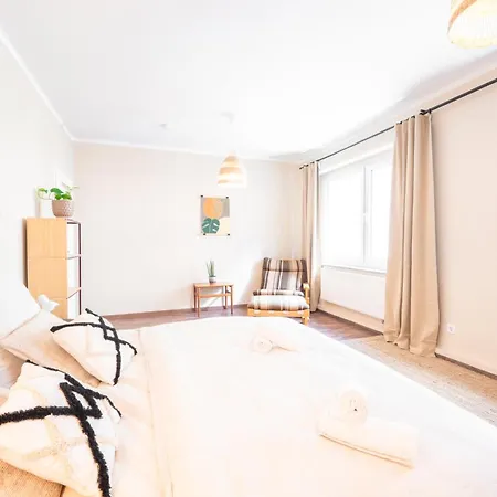 -super Zentrales Zimmer- Direkt An Der Lutter! Homestay