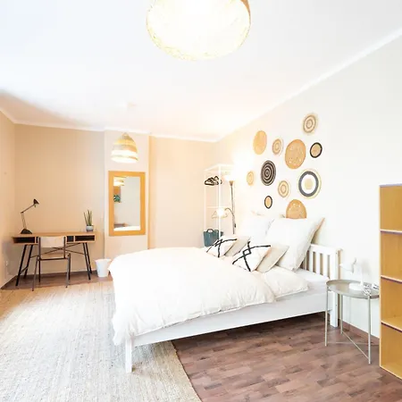 -super Zentrales Zimmer- Direkt An Der Lutter! Homestay