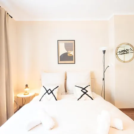 -super Zentrales Zimmer- Direkt An Der Lutter! *