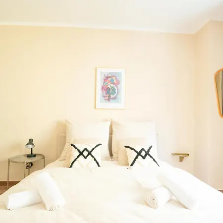 -super Zentrales Zimmer- Direkt An Der Lutter!