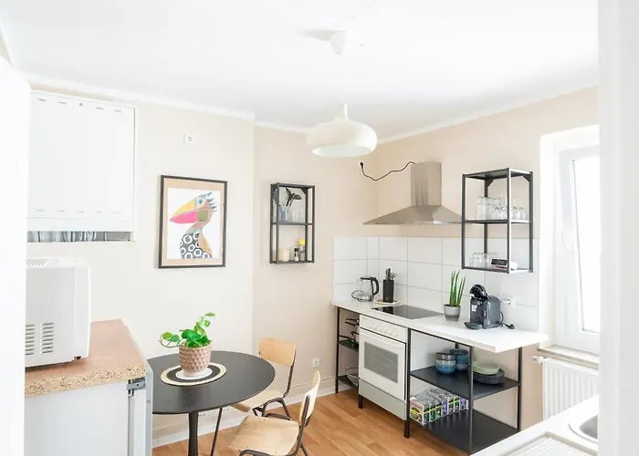 Privatunterkunft -super Zentrales Zimmer- Direkt An Der Lutter! *