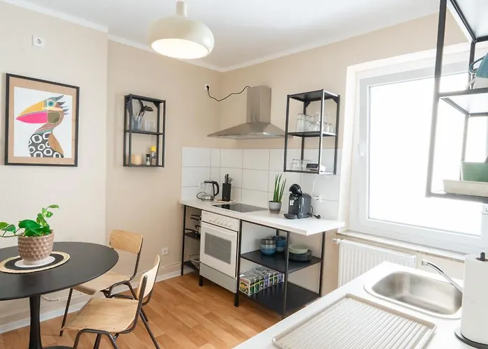 -super Zentrales Zimmer- Direkt An Der Lutter!